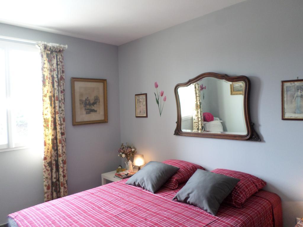 Les Broussous Bed & Breakfast Sauve Room photo