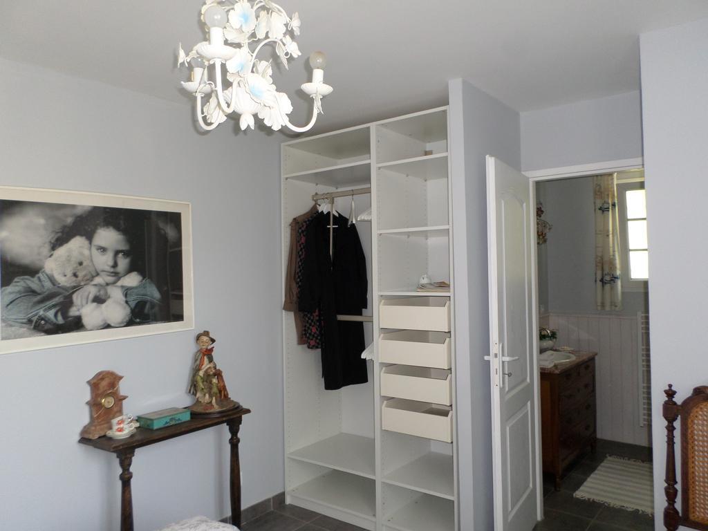Les Broussous Bed & Breakfast Sauve Room photo