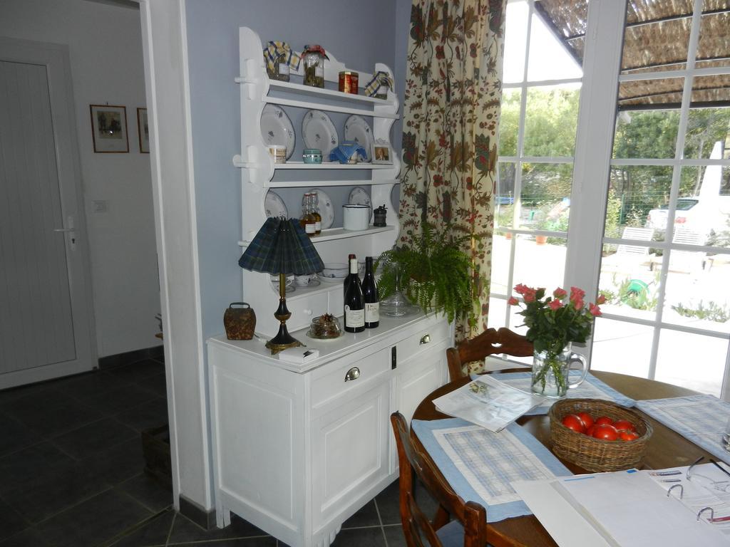 Les Broussous Bed & Breakfast Sauve Exterior photo